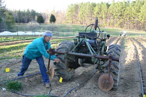 adjusting tractor