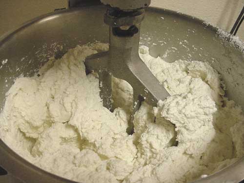 curd in the mixer